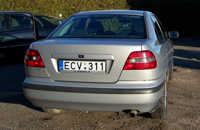 cia pati pradzia, pirmas parvaziavimas i namus po masinos pirkimo :)