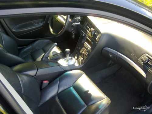 volvo-s60-d5-sedanas-2003-9.jpg